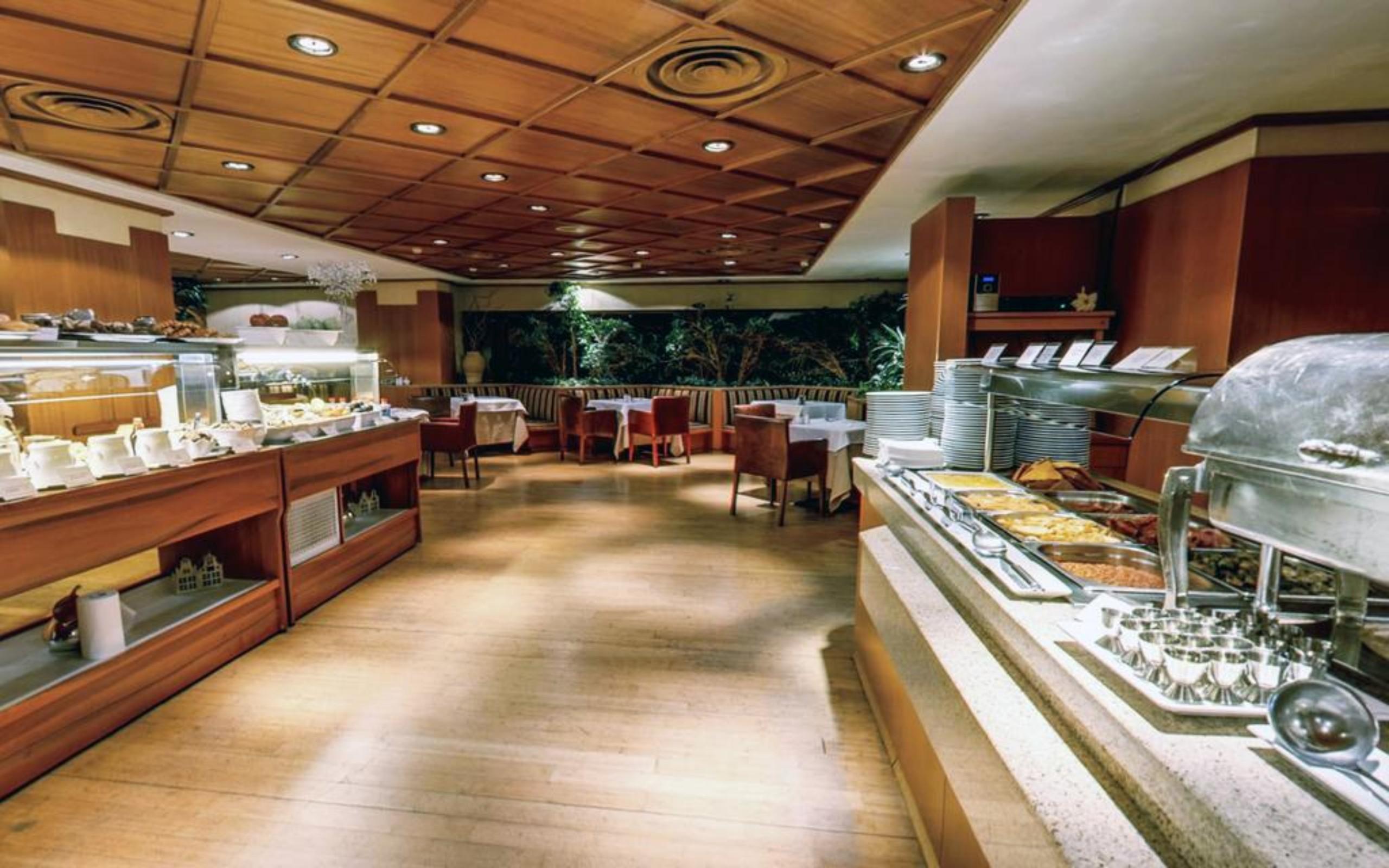 Hotel Marinela Sofia Esterno foto The restaurant