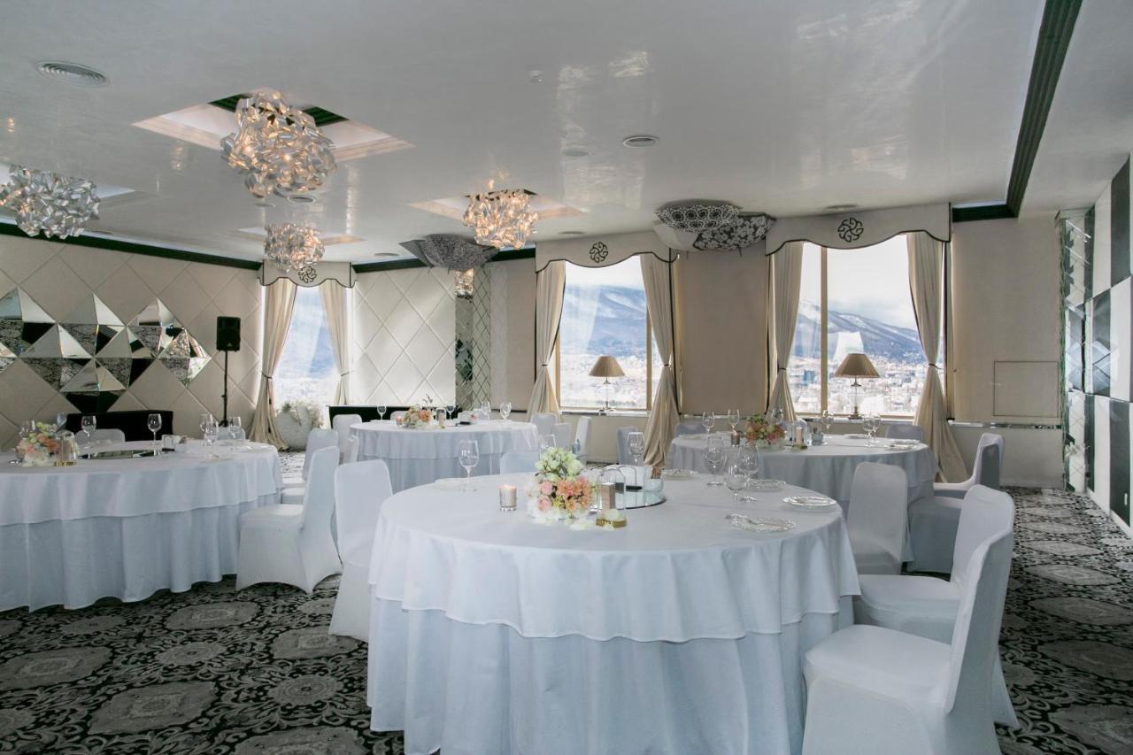 Hotel Marinela Sofia Esterno foto The ballroom