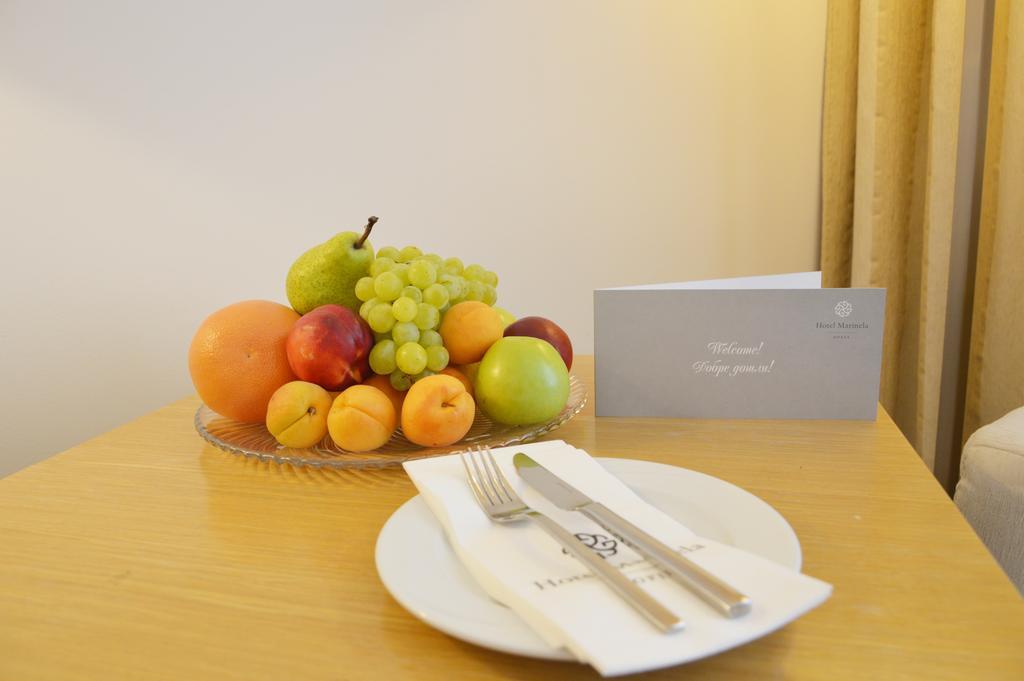 Hotel Marinela Sofia Camera foto Fruit platter